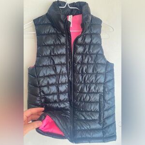 ✅ HOT PINK & BLACK Light weight Puffer Vest
